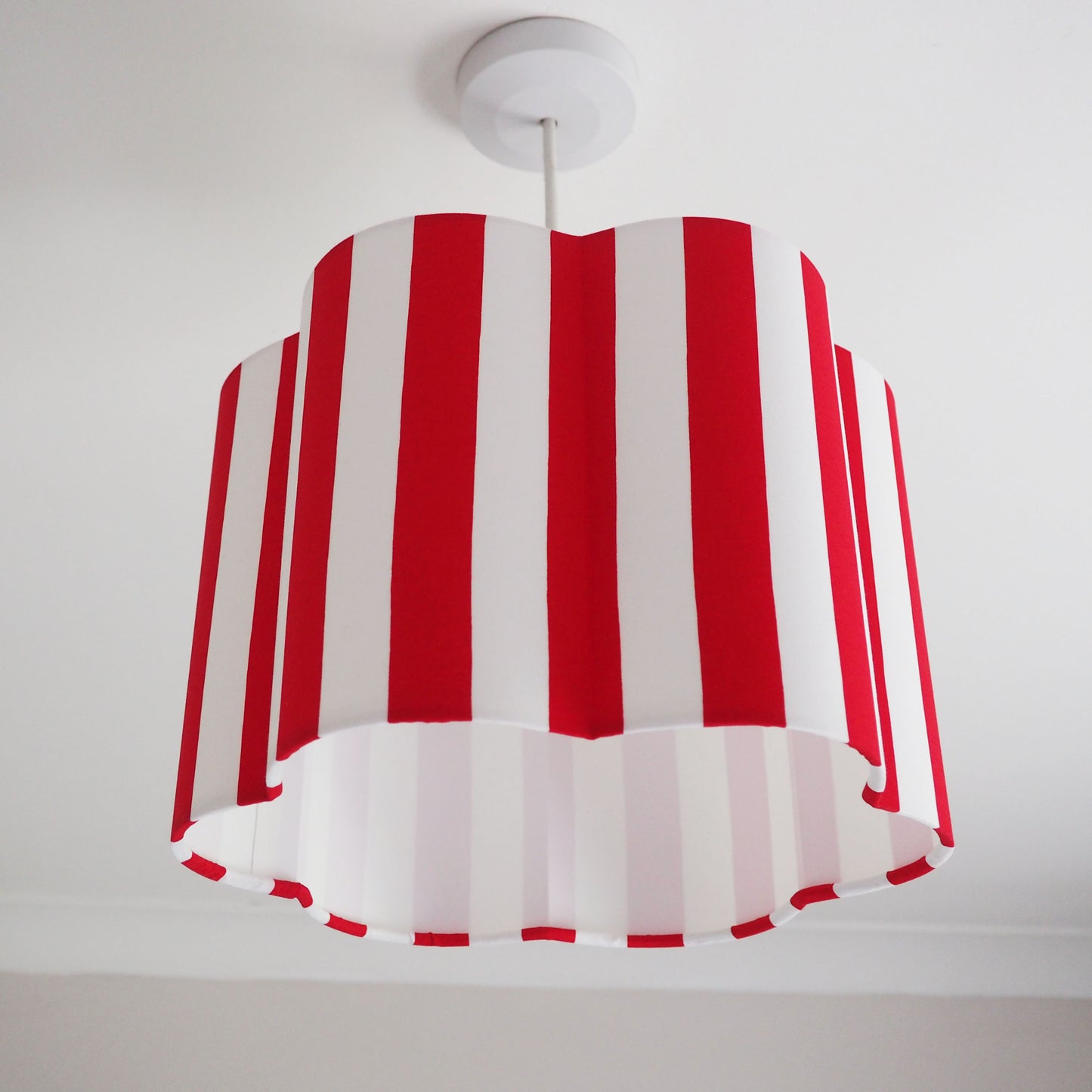Red and white stripe - SCALLOP