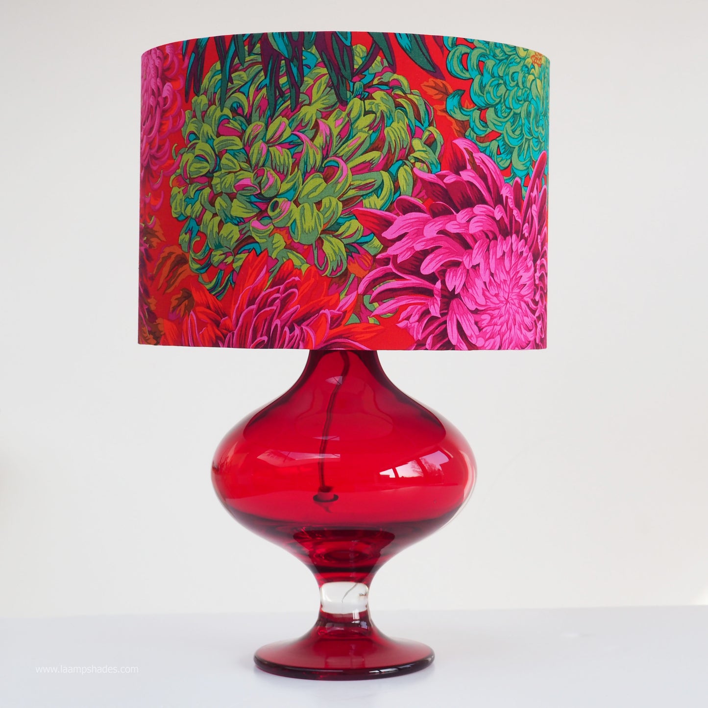 Japanese Chrysanthemum Scarlet lampshade