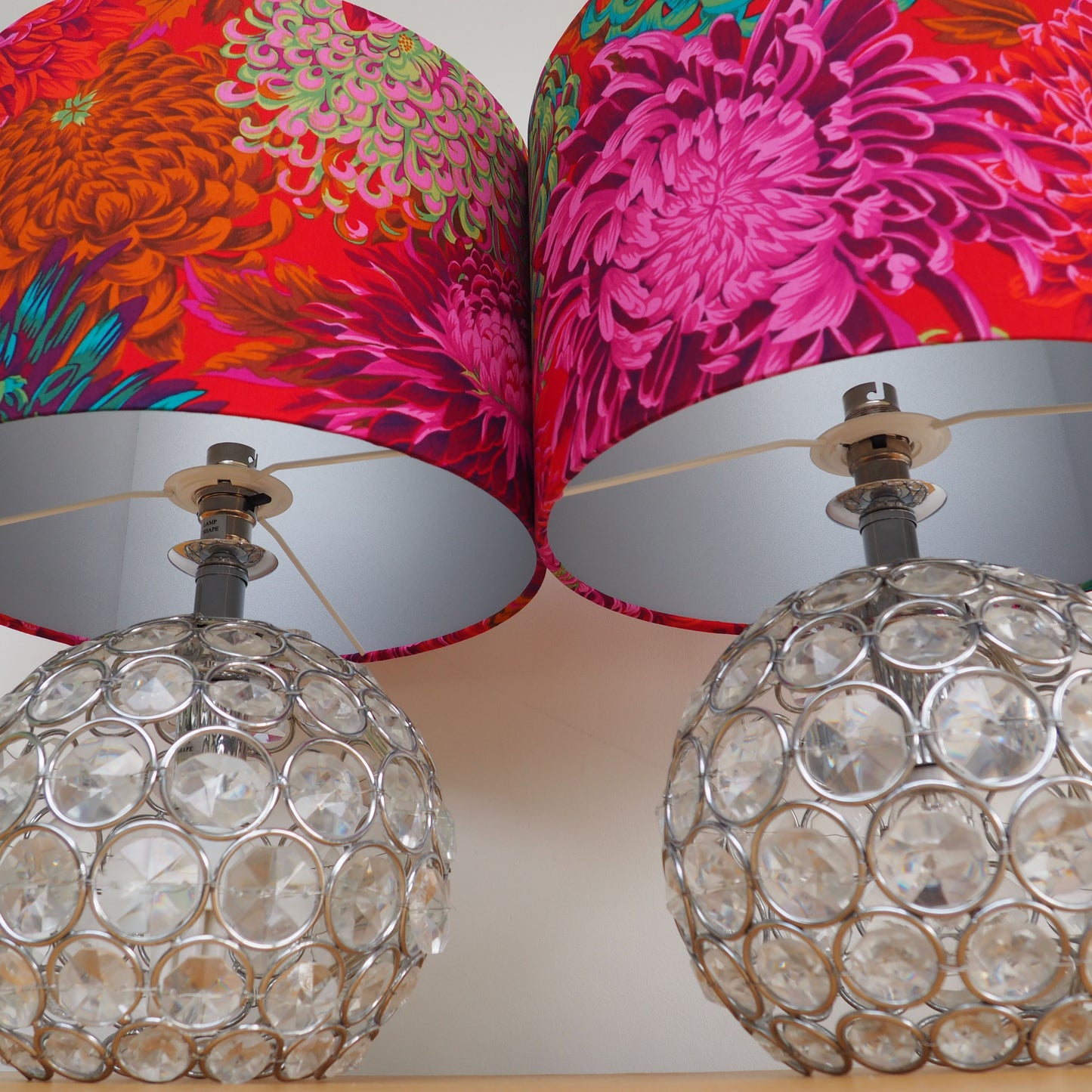 Japanese Chrysanthemum Scarlet lampshade