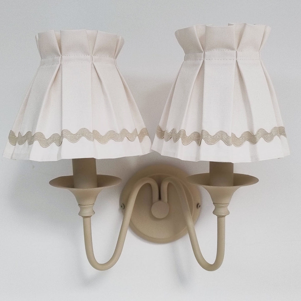 Candle clip box pleat beige ric rac trim loose lampshade