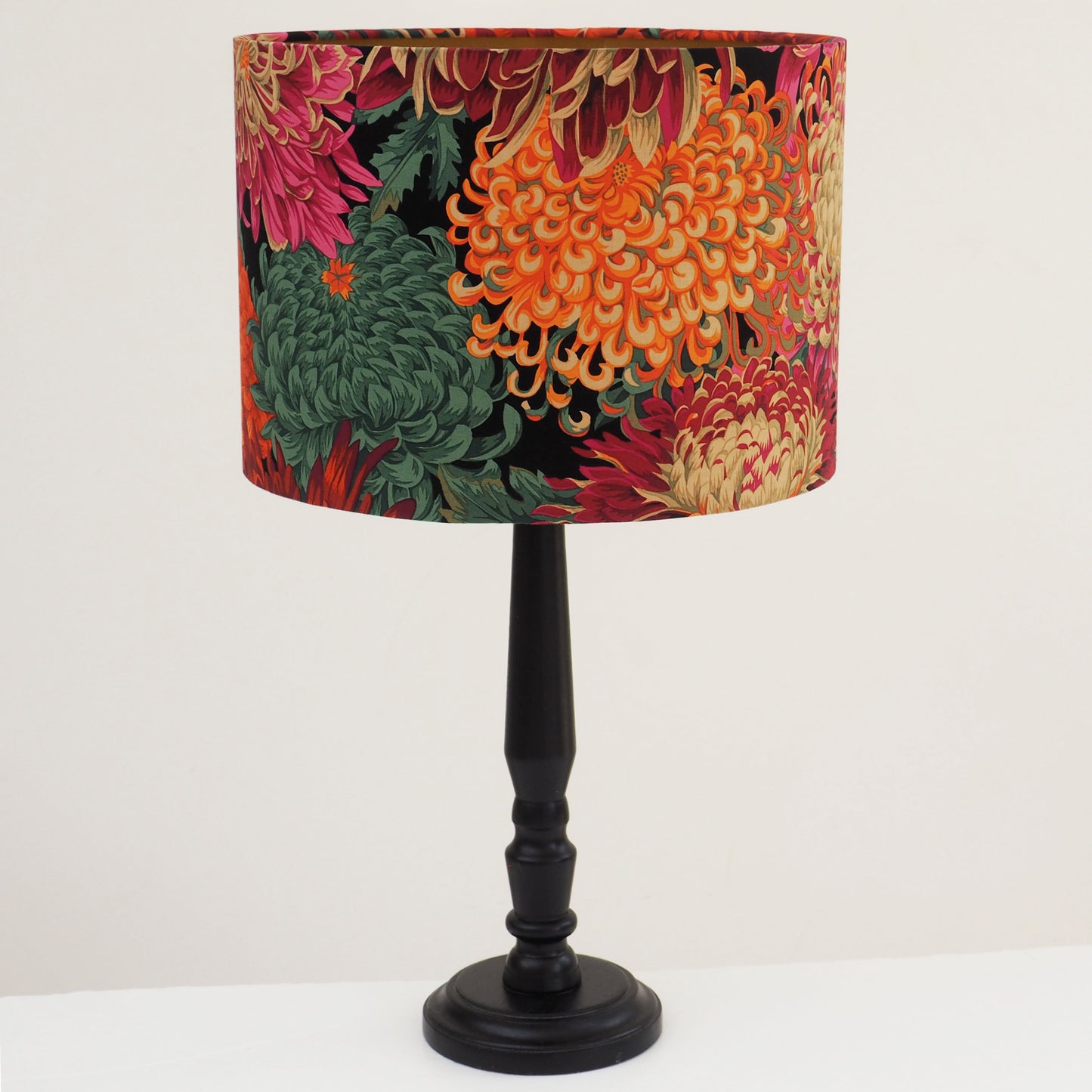 Japanese Chrysanthemum Red lampshade