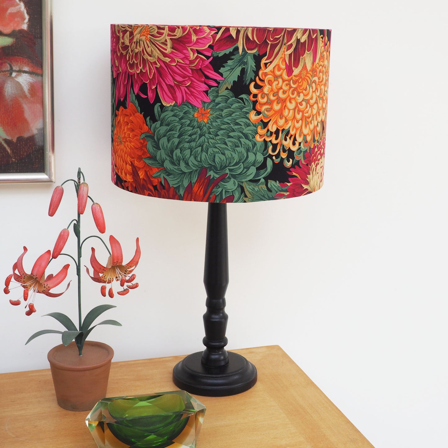 Japanese Chrysanthemum Red lampshade